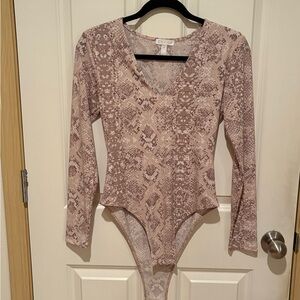 Leith Beige and Black Printed Bodysuit